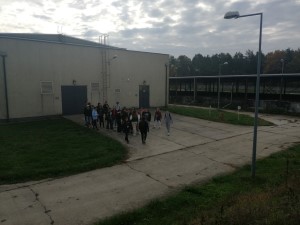 Uczniowie Technikum budowlanego z wizytą w Zakładzie Oczyszczalni Ścieków w Ostrołęce.
