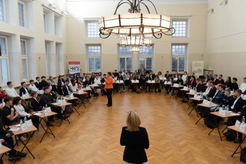 Okrągły Stół Uczniowski – rozmowy o edukacji z uczniami z województwa mazowieckiego